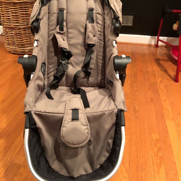 City select Baby Jogger Stroller - Picture 3 of 6